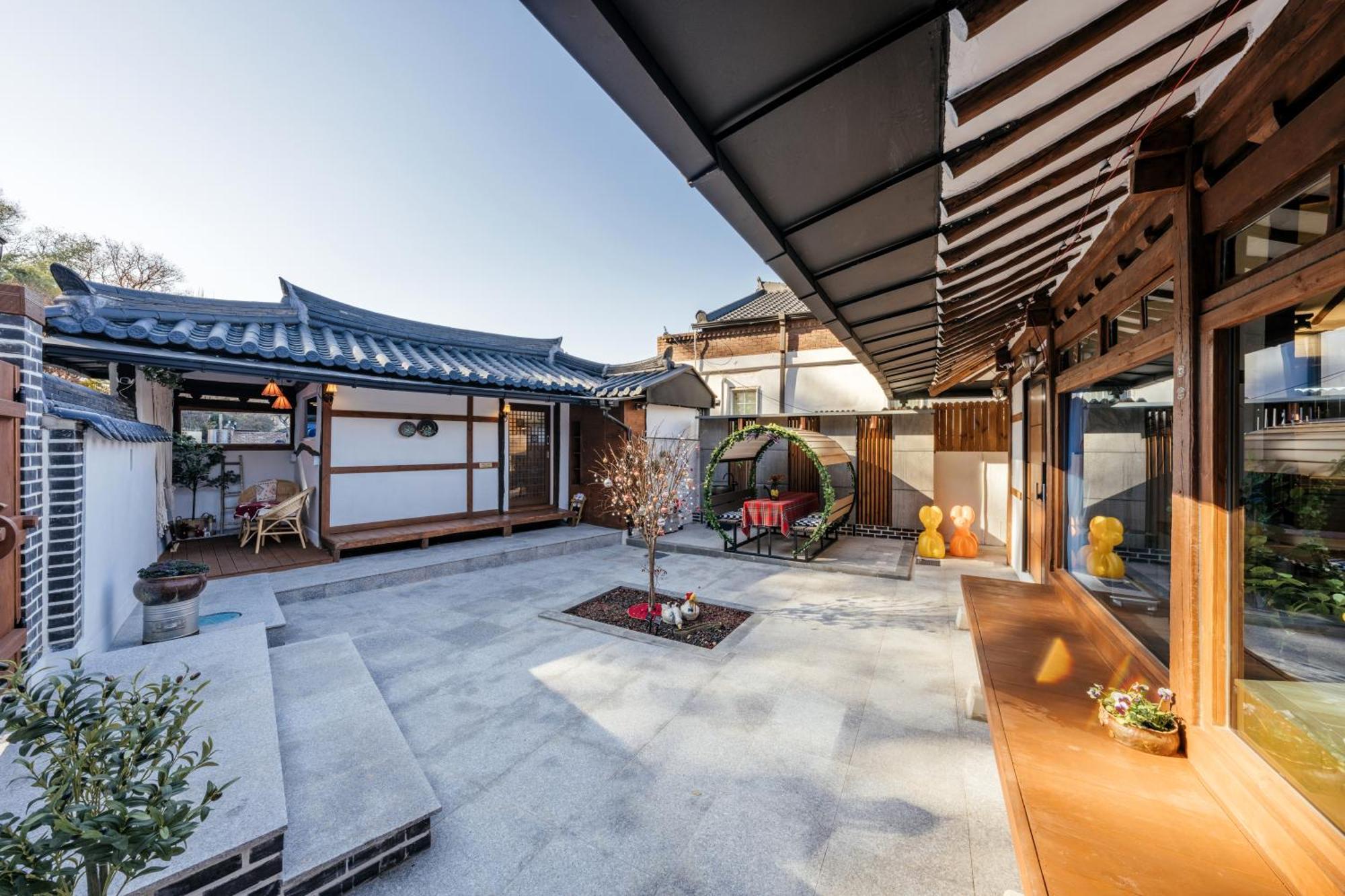 And Spring Hotel Jeonju Exterior foto