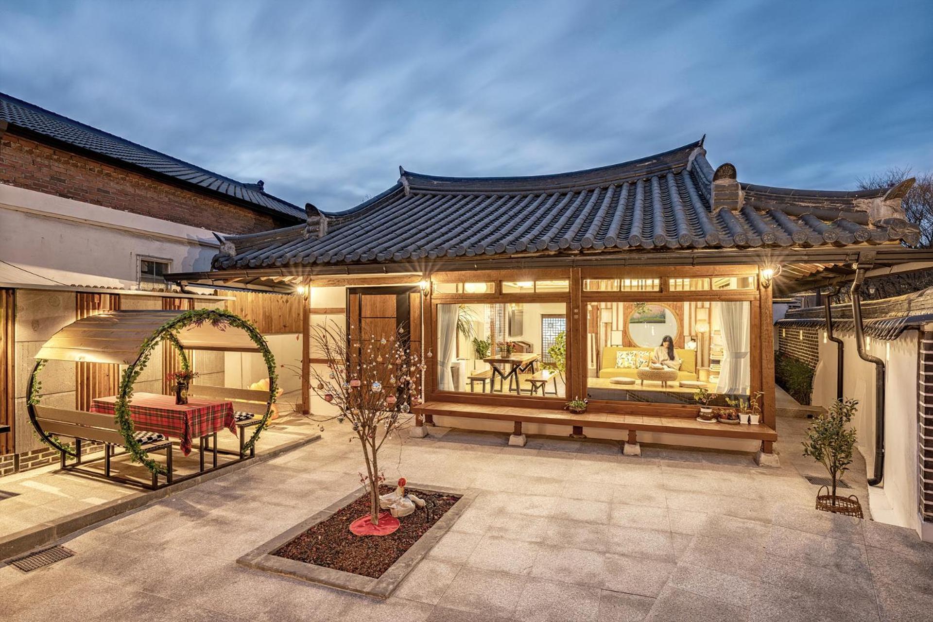 And Spring Hotel Jeonju Exterior foto